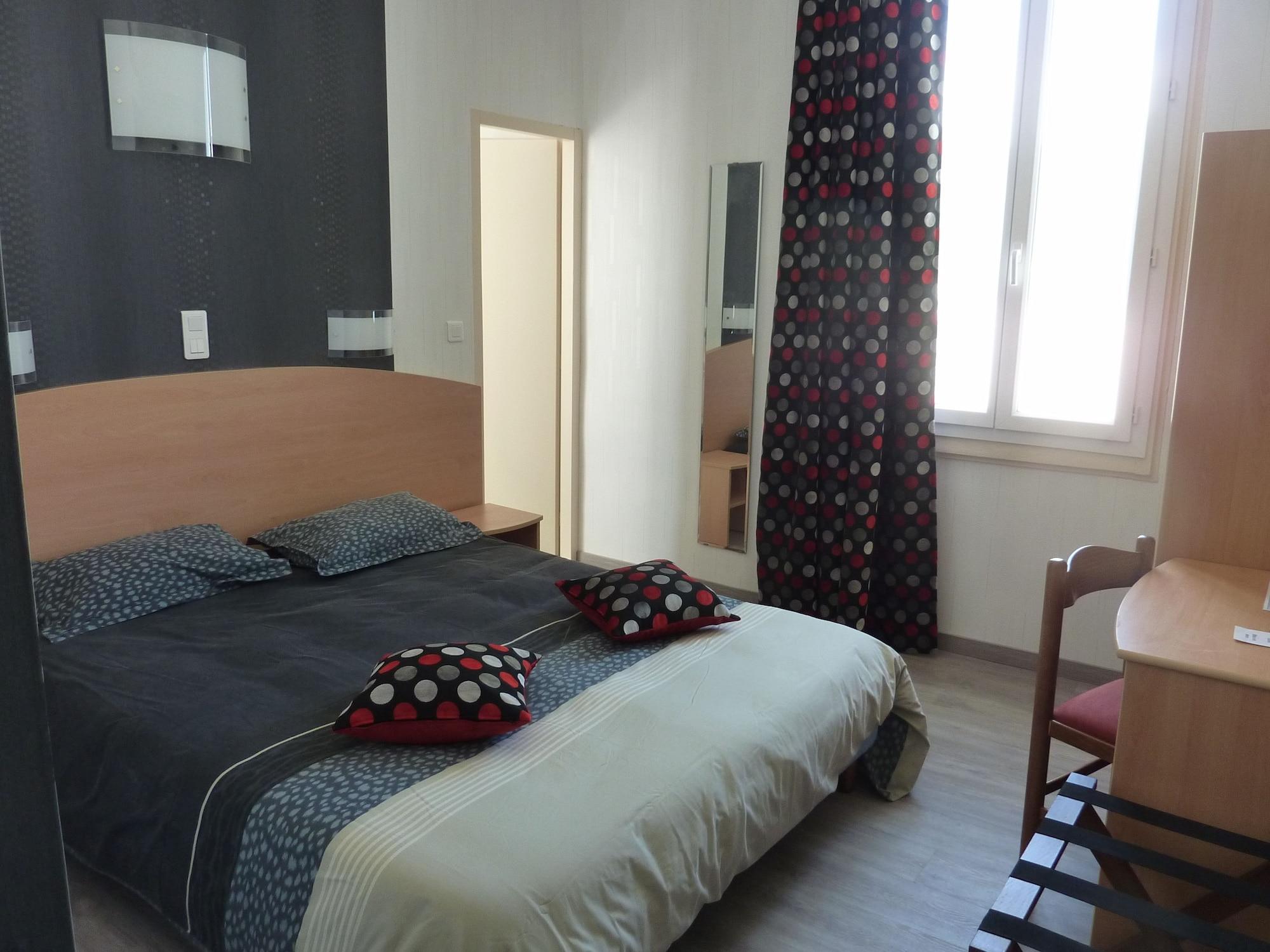 Cit'Hotel De La Vallee Лурд Номер фото